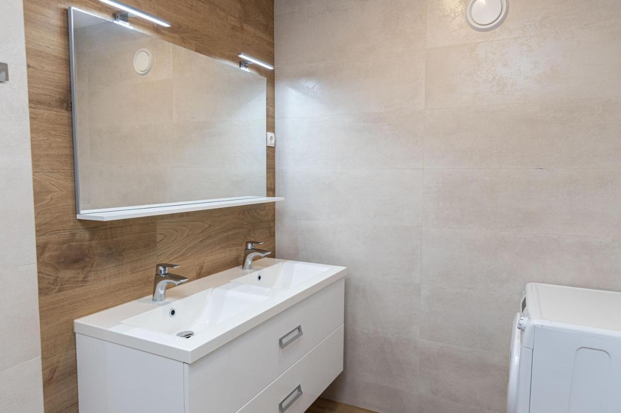 Apartmani Orion - Kasiopeja Vinkovci Exterior foto